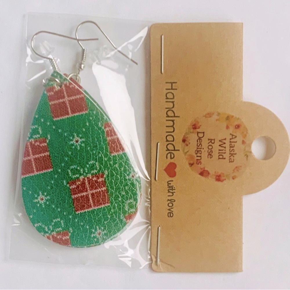 Green and Red Holiday Earrings with gift packages. Christmas., hand, NWT